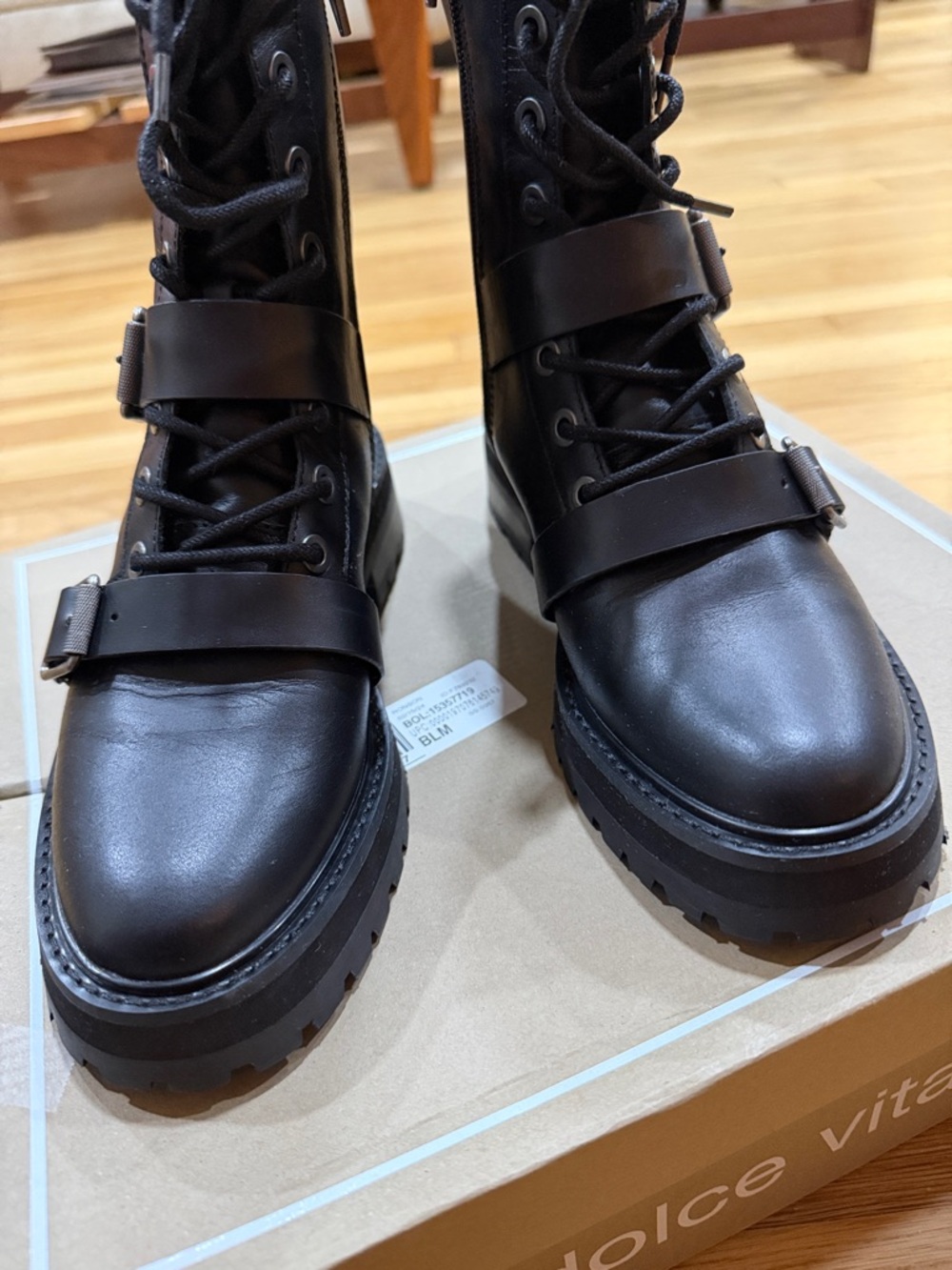 Dolce Vita Black Leather Combat Boots with Buckle Straps size 7 (59)